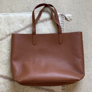 Cuyana Classic Leather Tote